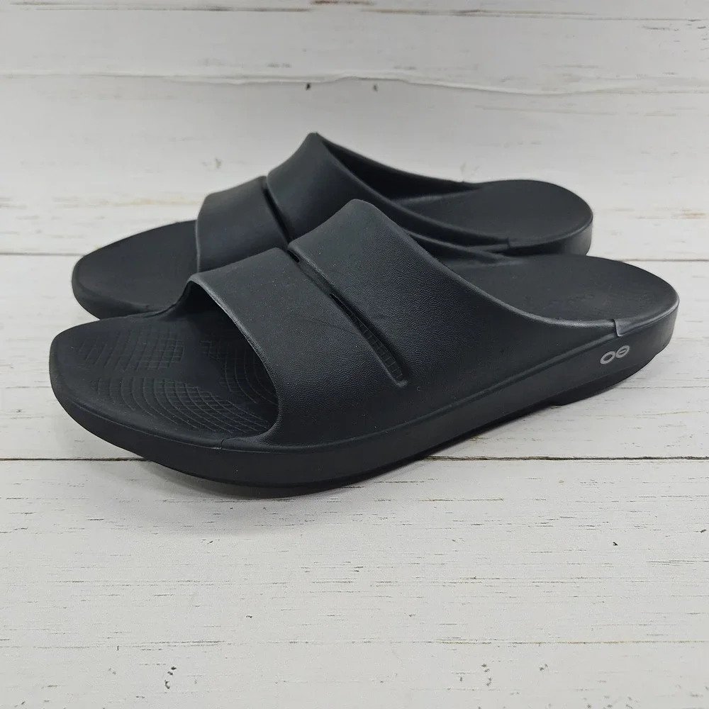 Oofos OOahh Mens Size 12 Black Recovery Summer Slide Sandals Arch Support